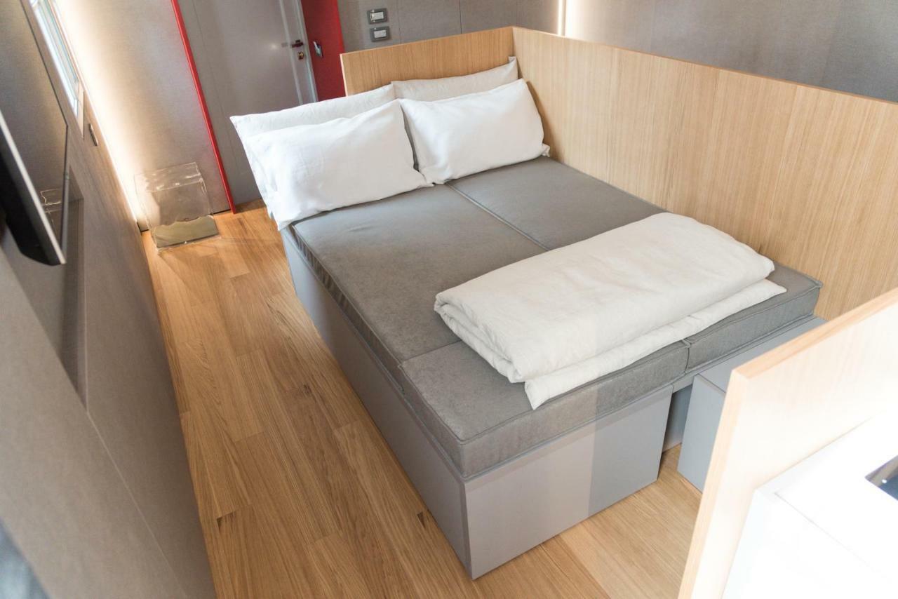 Catoo Dimora Di Design Park In Palazzo Nobiliare Al Duomo Apartment Padova Bagian luar foto